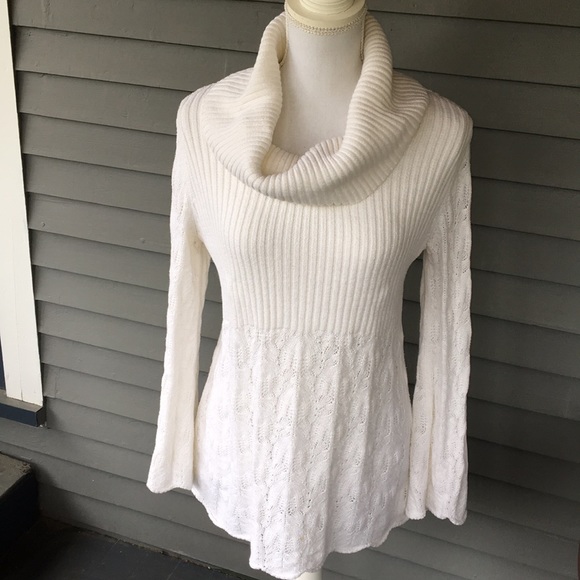 Style & Co. Tops - Style & co winter white large top